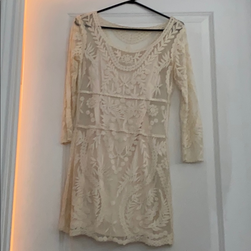 Express lace dress XS (Cream)
